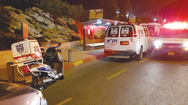 זירת פיגוע הדריסה בירושלים (צילום: דוברות מד"א)