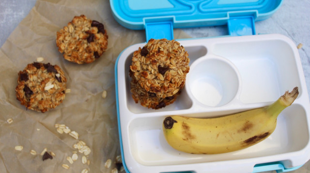 חטיפי שיבולת שועל, בננה ושוקולד צ'יפס (צילום: הילה סער)