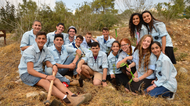 חניכי בני עקיבא בטיול ט"ו בשבט. קרדיט: דוד שטיין (צילום: דוד שטיין)