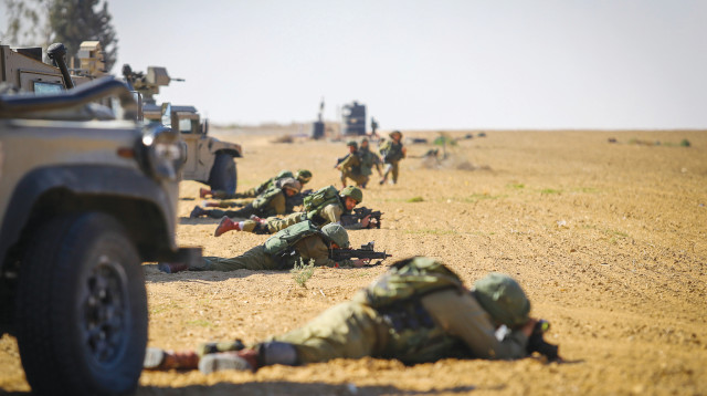 אימון צה"ל (צילום: פלאש 90)