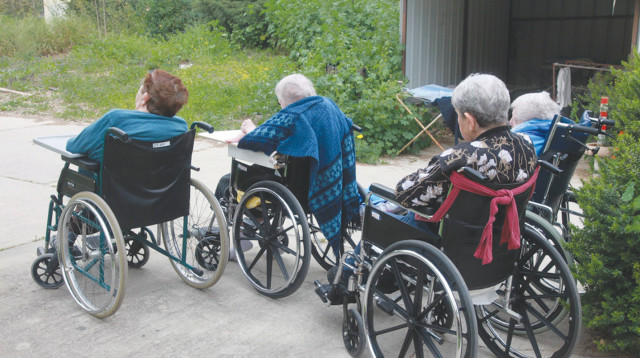 קשישים אילוסטרציה (צילום: יוסי אלוני)