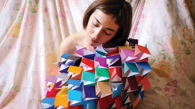 אוריגמי של האמנית הדר אלפסי (צילום: הדר אלפסי)