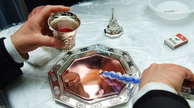 סדר הבדלה (צילום: Flash90)