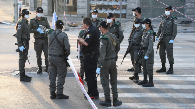 כוחות משטרה ומג"ב בבני ברק (למצולמים אין קשר לנאמר בכתבה) (צילום: דוברות המשטרה)