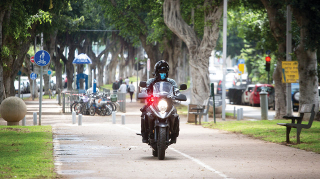 שדרות רוטשילד (צילום: מרים אלסטר, פלאש 90)