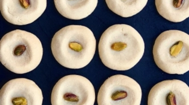 זיכרונות מסבתא מרוקו: עוגיות ע’ייבה ב-4 מצרכים בלבד (צילום: Foody)