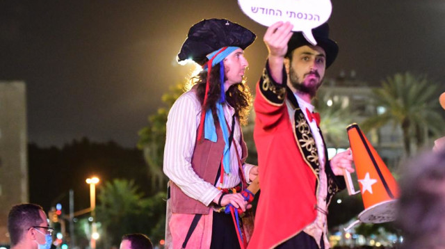 קורונה: מחאת האמנים בכיכר רבין בתל אביב (צילום: אבשלום ששוני)