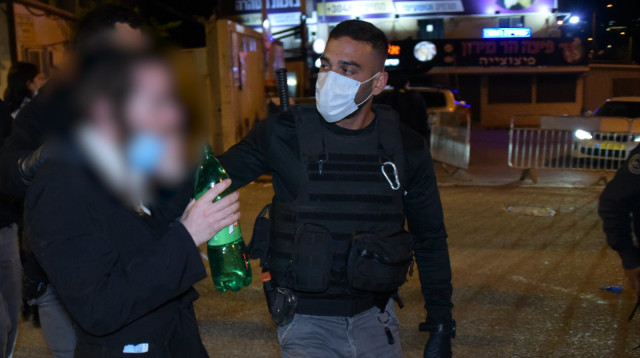 התפרעויות במירון (צילום: דוברות המשטרה)