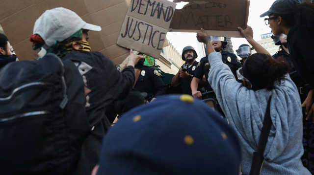 המהומות בארה"ב (צילום: PATRICK T. FALLON/רויטרס)