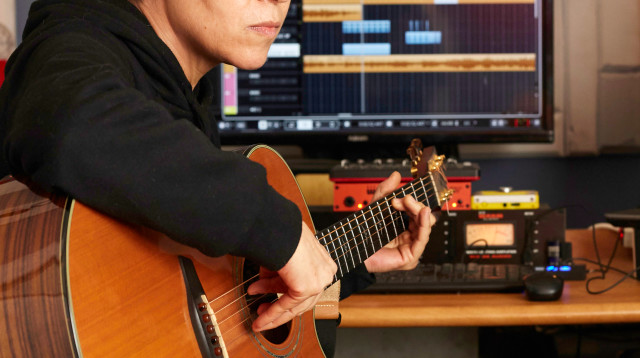 רונית שחר (צילום: מלי ארואסטי)