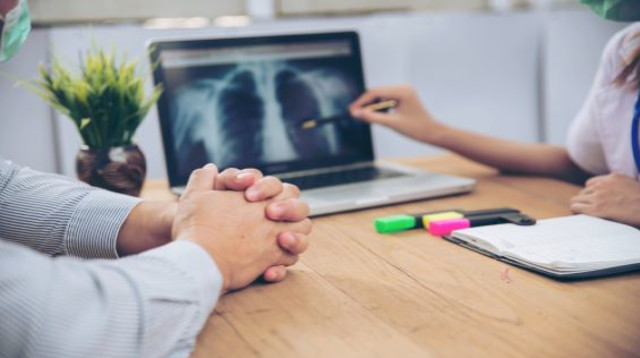 אבחון סרטן (צילום: שאטרסטוק)