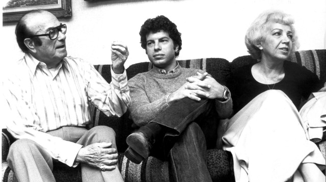 מייק בורשטיין והוריו פסח וליליאן (צילום: שולי פרסטר, 24 פלוס)