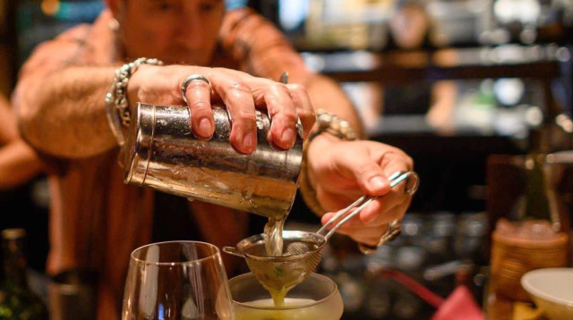 אדי ניומן מסנן פעמיים  (צילום: באדיבות המצולם)