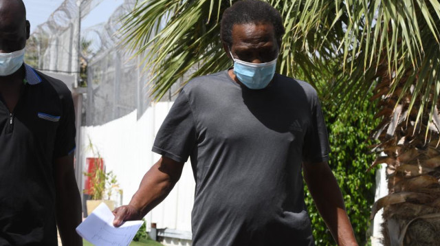 סולימאן אל-עביד משתחרר מהכלא (צילום: אבשלום ששוני)