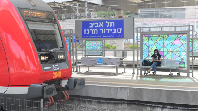 רכבת ישראל - תל אביב -סבידור מרכז (צילום: %אבשלום ששוני%)