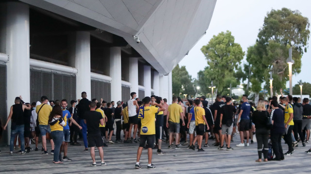 אוהדי מכבי תל אביב (צילום: דני מרון)