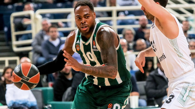 דשון תומאס (צילום: אתר היורוליג)