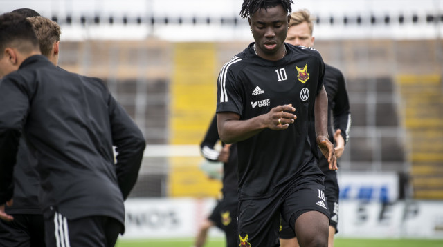 ג’ורדן קאדירי (צילום: הטוויטר הרשמי של אוסטרסונדס)