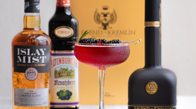 סבתא, למה הדרינק שלך כל כך יפה?  (צילום: קרינה גנץ)