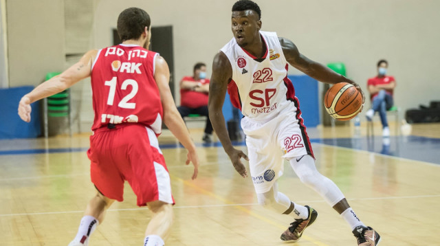 סק הנרי (צילום: עודד קרני, מנהלת הליגה)