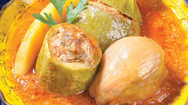 קישואים ובצלים ממולאים (צילום: פסקל פרץ-רובין)