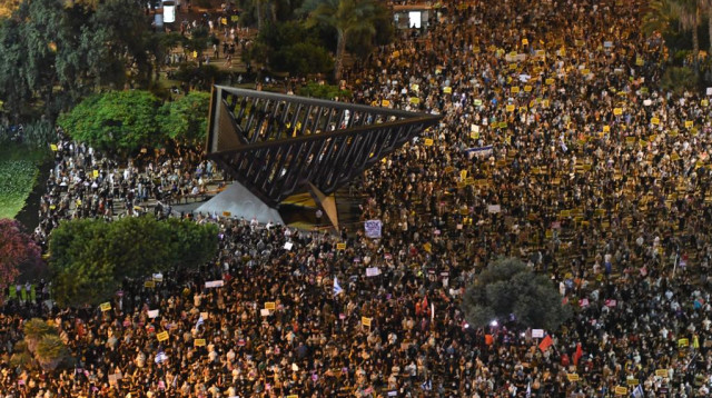 הפגנת העצמאים - כיכר רבין (צילום: אבשלום ששוני)