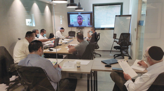 חממת החרדים של BizzLab (צילום: נחמיה רוזנפלד)