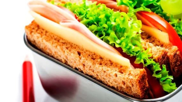 סנדוויץ' פסטרמה (צילום: אינג אימג')