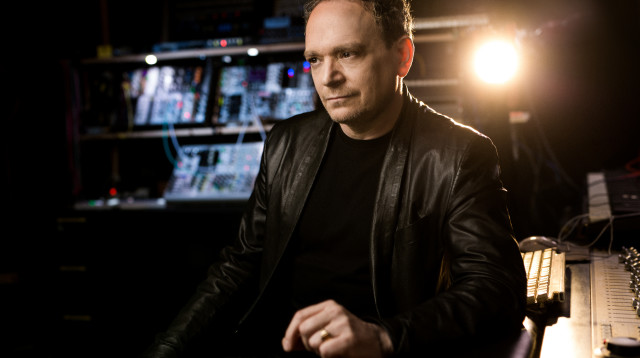 יזהר אשדות (צילום: אוהד רומנו)