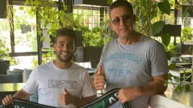 עדי קונסטנטינוס (צילום: אולימפיאקוס ניקוסיה)