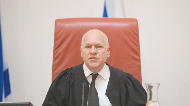 עוזי פוגלמן (צילום: יונתן זינדל, פלאש 90)