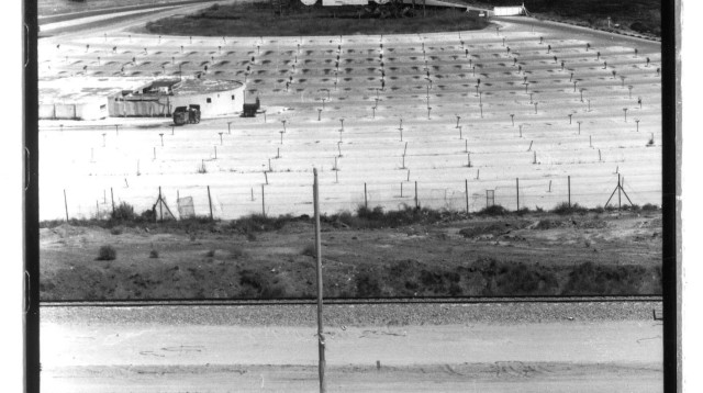 דרייב אין בתל אביב, 1990 (צילום: ראובן קסטרו)