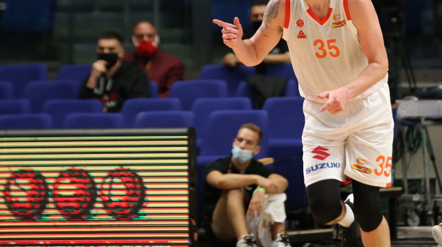 זאק הנקינס (צילום: אודי ציטיאט)