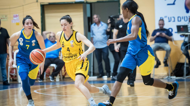 עדן רוטברג (צילום: באדיבות מנהלת ליגת העל לנשים בכדורסל)