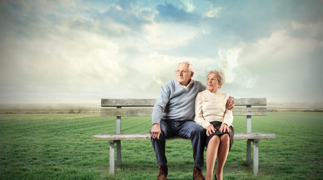 ביטוח סיעודי (צילום: Freepik)