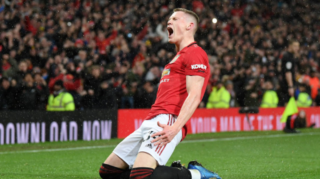 סקוט מקטומיניי חוגג (צילום: Laurence Griffiths/Getty Images)