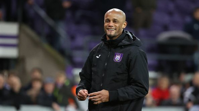 וינסנט קומפאני (צילום: Vincent Van Doornick/Isosport/MB Media/Getty Image)