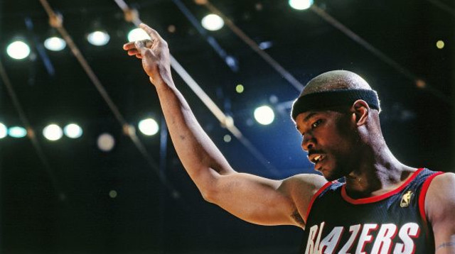 קליף רובינסון (צילום: Andrew D. Bernstein/NBAE via Getty Images)