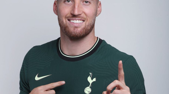 מאט דוהרטי (צילום: טוטנהאם, האתר הרשמי)