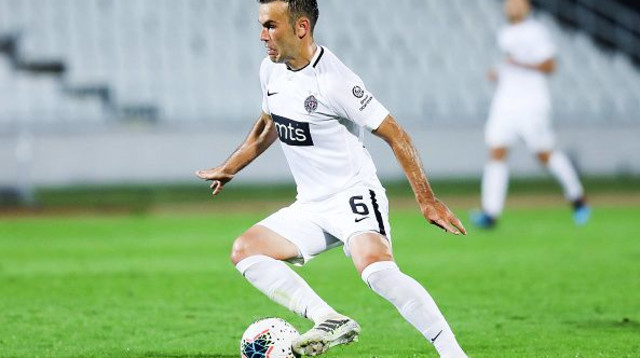 ביברס נאתכו (צילום: Nikola Krstic/MB Media/Getty Images)