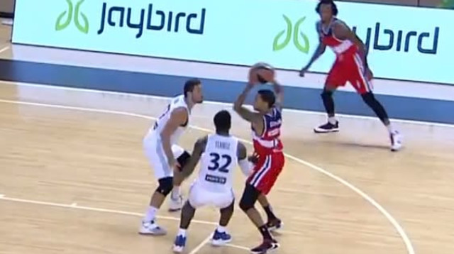 דניפרו נגד באחצ’שהיר (צילום: צילום מסך)