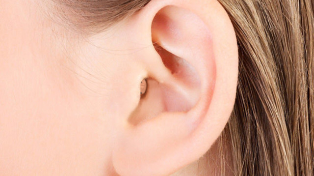 מכשיר שמיעה (צילום: אודיו סאונד)