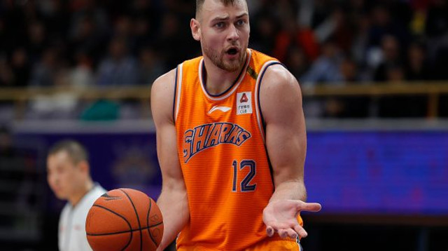 דונאטס מוטיונאס (צילום: Fred Lee/Getty Images)