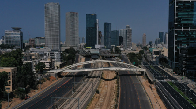 כביש איילון ריק במהלך סגר ראש השנה (צילום: מנחם לדרמן, פלאש 90)
