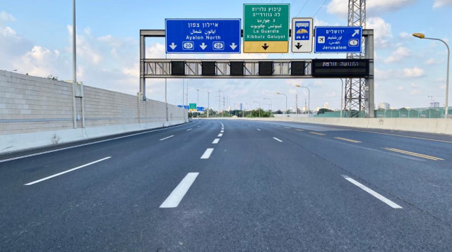 קורונה - נתיבי איילון ריקים בימי הסגר (צילום: אבשלום ששוני)