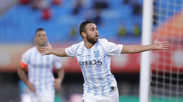 ערן זהבי, דיא סבע (צילום: אתר הליגה הסינית)