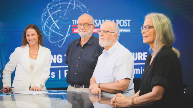 מעיין הופמן, יחזקאל ברנהולץ, יצחק בן שאול וברכה חיוטין (צילום: ליאור לב הפקות)