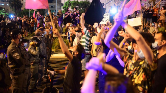 הפגנות בת"א (צילום: אבשלום ששוני)