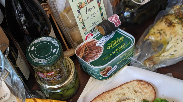 סלומריה המעדניה (צילום: אסנת גואטה)