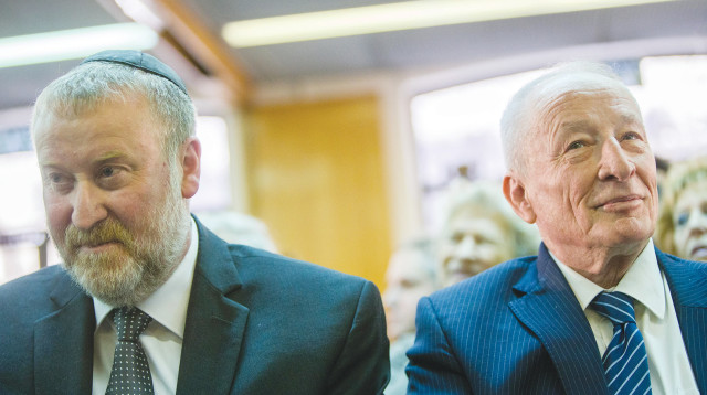 יהודה וינשטיין, אביחי מנדלבליט (צילום: יונתן זינדל, פלאש 90)